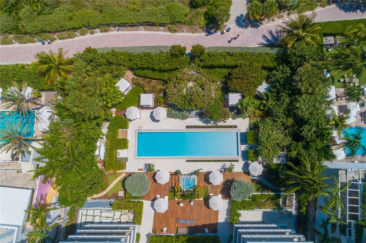 125 Ocean Dr, Unit U-0203, Miami Beach, FL 33139 Photo