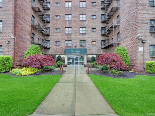 204-15 Foothill Avenue, Unit B53, Hollis, NY 11423