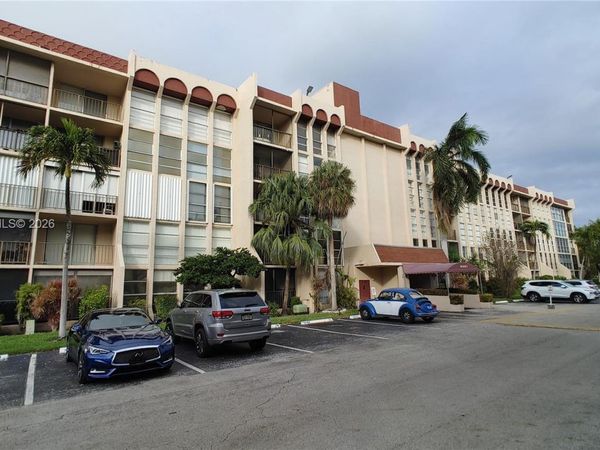 2101 Atlantic Shores Blvd, Unit 415, Hallandale Beach, FL 33009