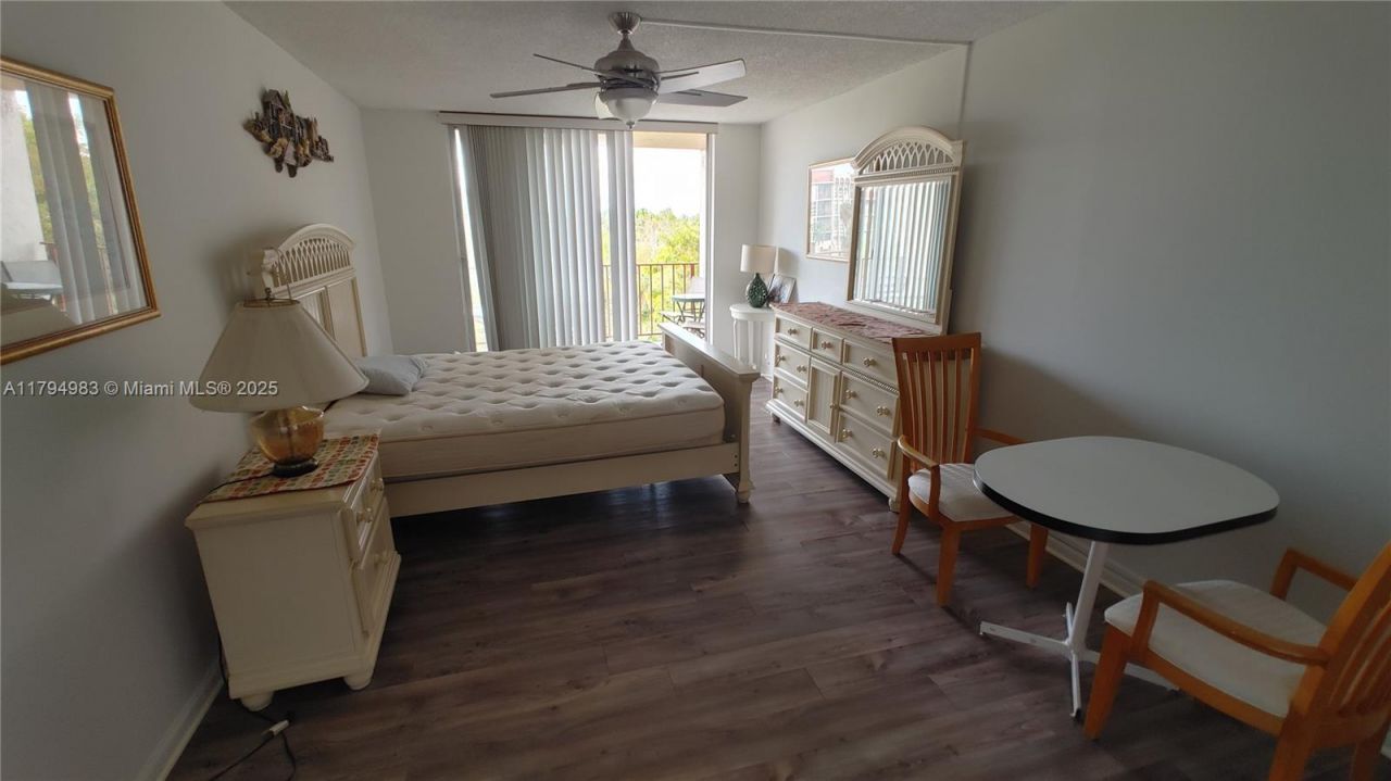 2101 Atlantic Shores Blvd, Unit 415, Hallandale Beach, FL 33009 Photo