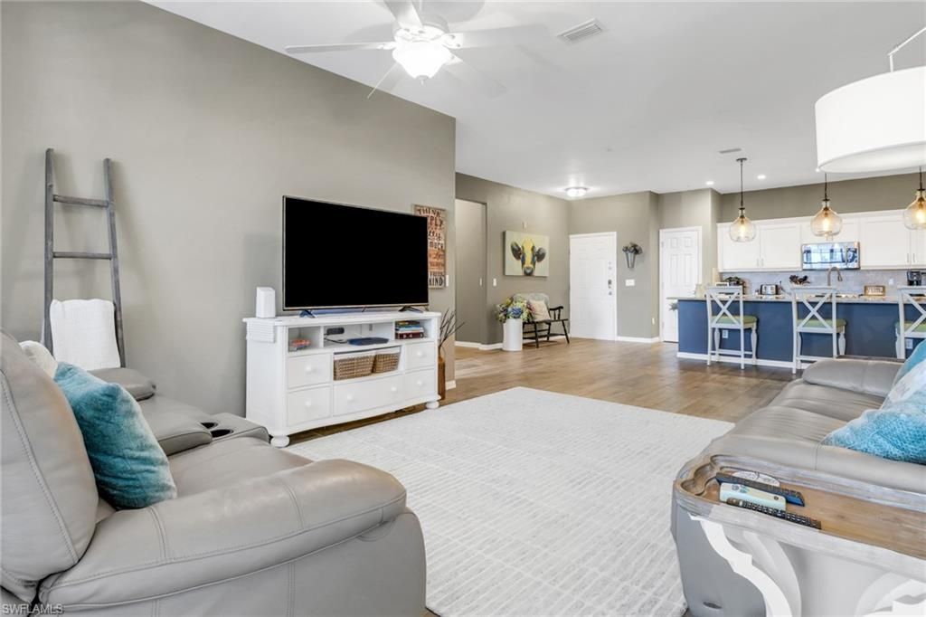 11711 Pasetto Ln, Unit 407, Fort Myers, FL 33908 Photo