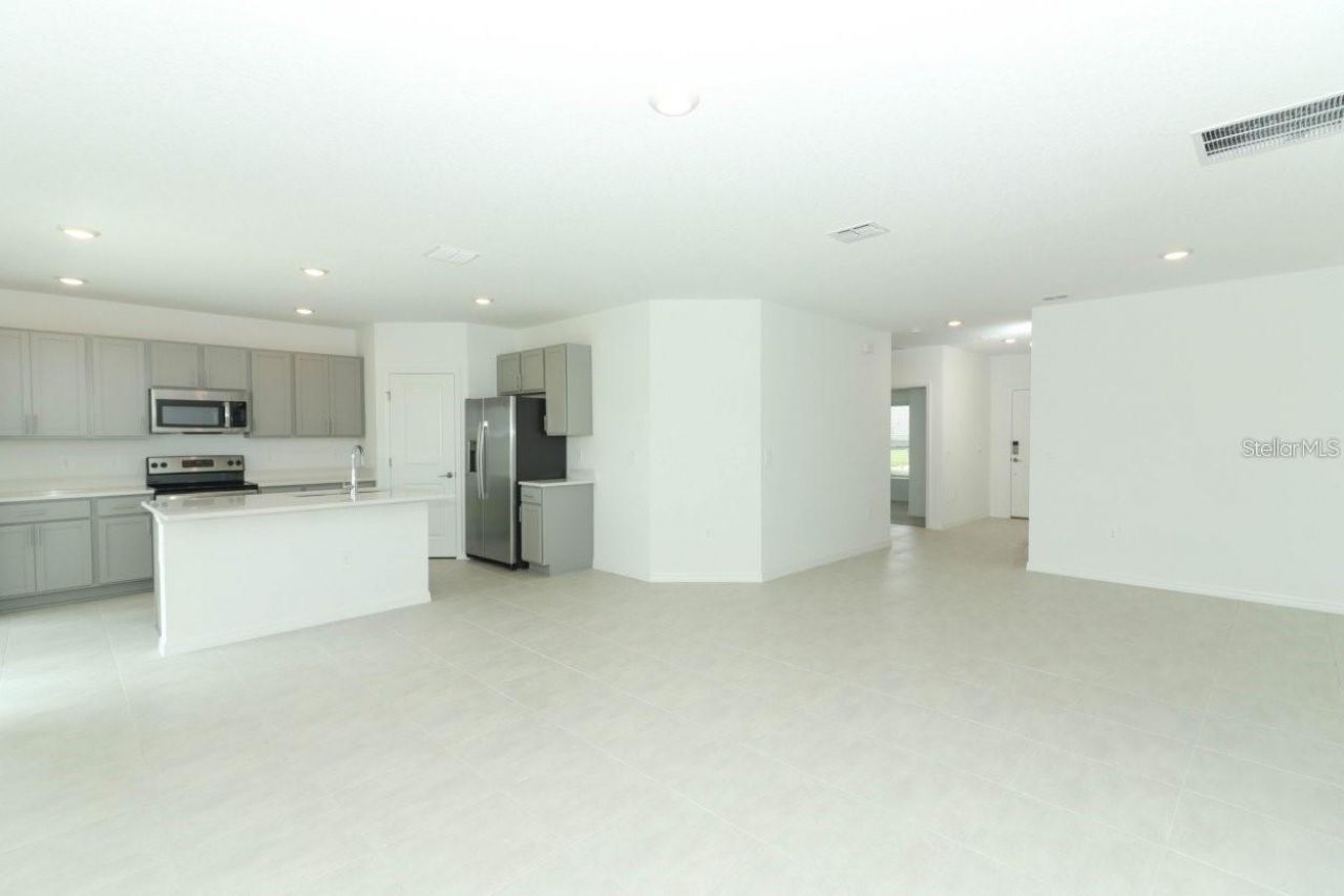165 Citrine Loop, Kissimmee, FL 34758 Photo