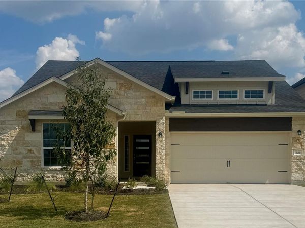 101 Hollister DR, Liberty Hill, TX 78642