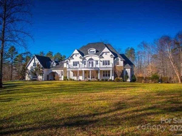 450 Greywalls Lane, Iron Station, NC 28080