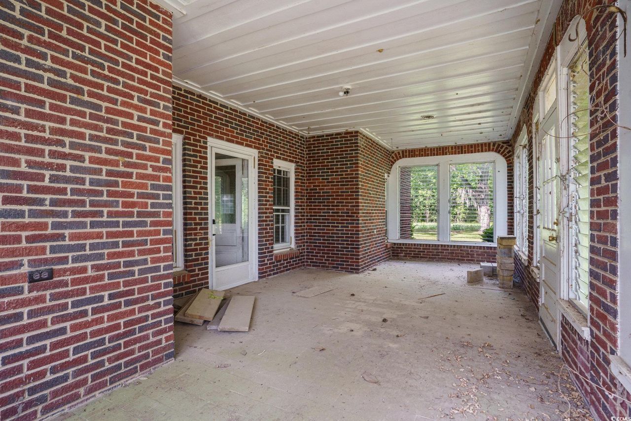 1895 Bucksville Dr. Photo 21