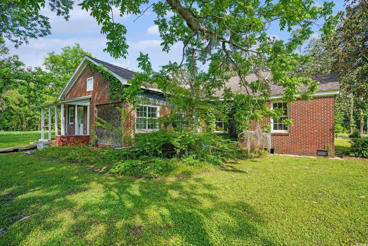 1895 Bucksville Dr. Photo 8