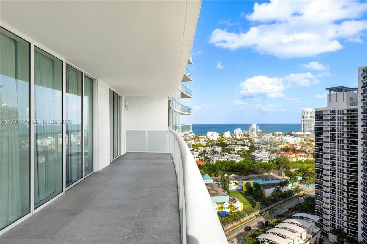450 Alton Rd, Unit 2303, Miami Beach, FL 33139 Photo