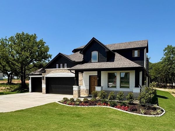 135 Rj Smith Drive, Boyd, TX 76023