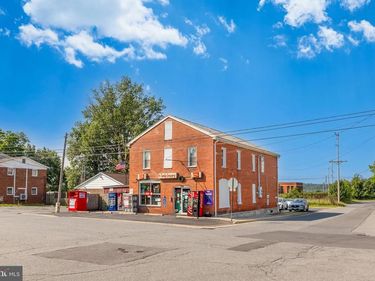 656 W 11TH STREET, FRONT ROYAL, VA 22630