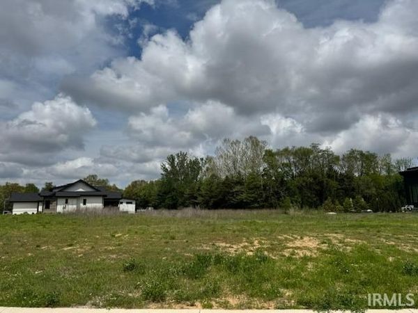 51150 Mason James Drive, Granger, IN 46530