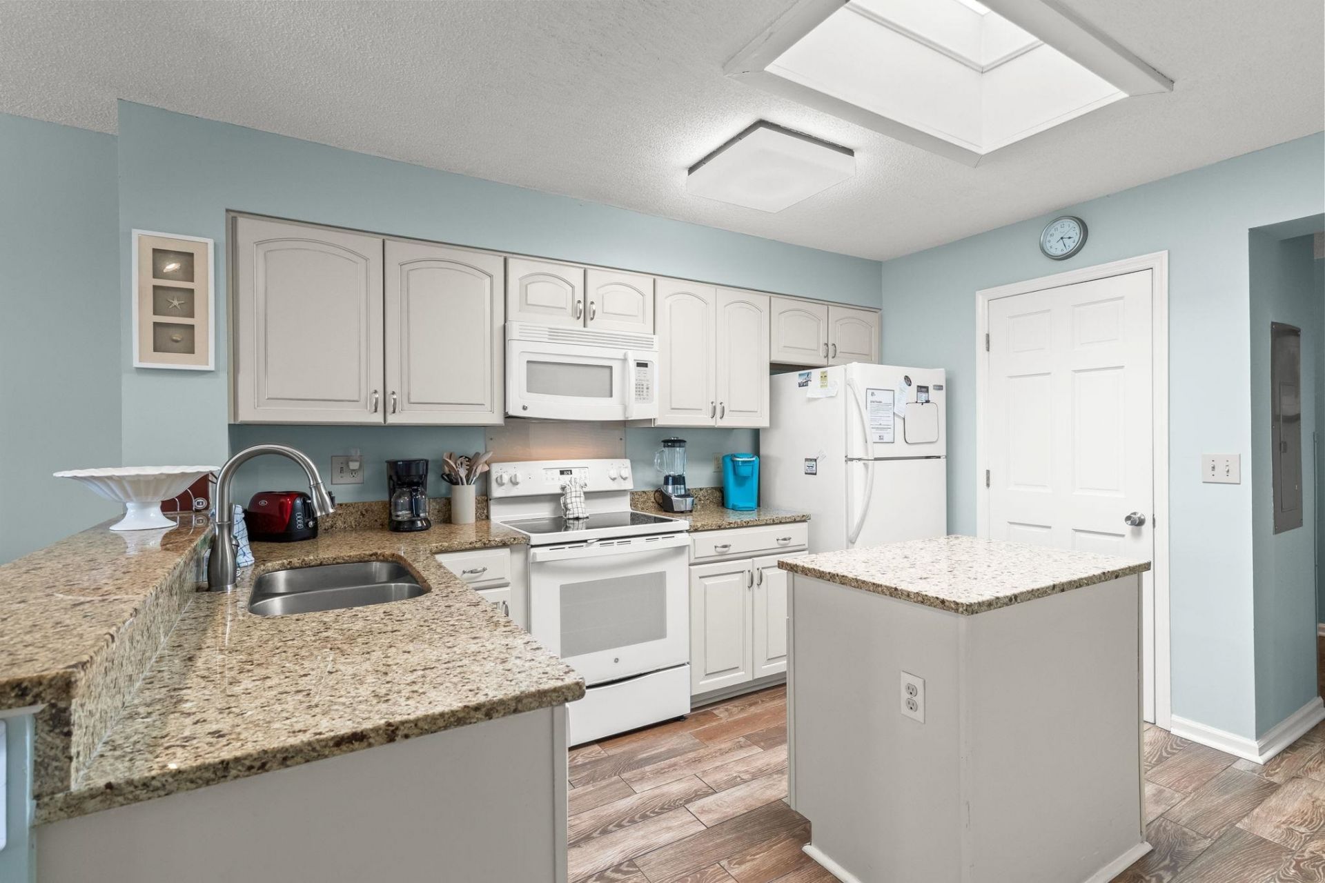 2507 S Ocean Blvd. Photo 4