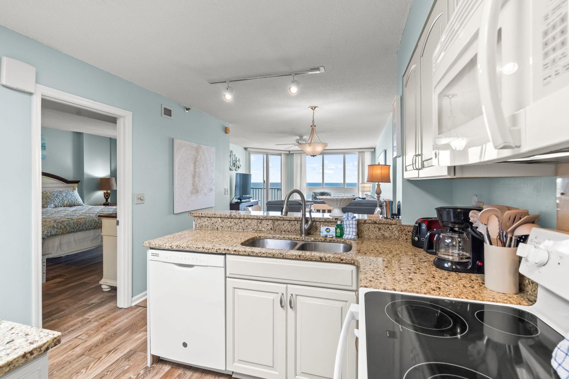 2507 S Ocean Blvd. Photo 6