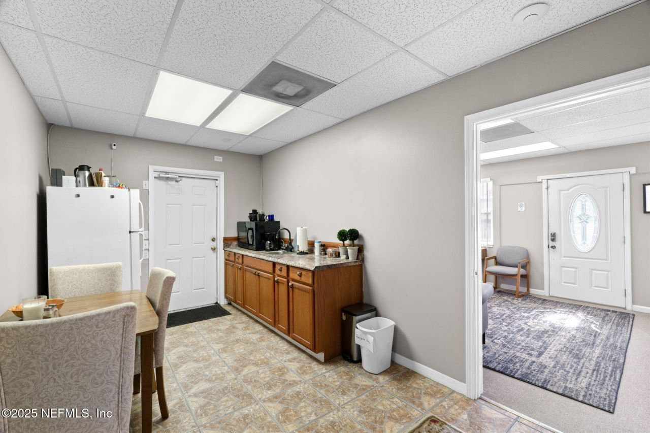 6108 Arlington Road, Jacksonville, FL 32211 Photo