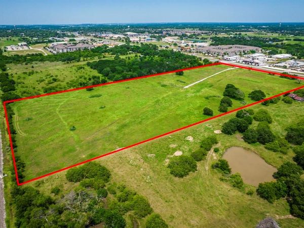 1440 S Broadway Street, Joshua, TX 76058