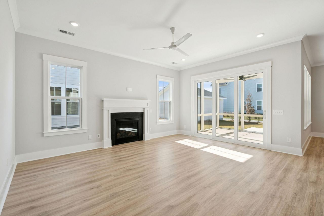 363 Trailmore Lane Photo 11