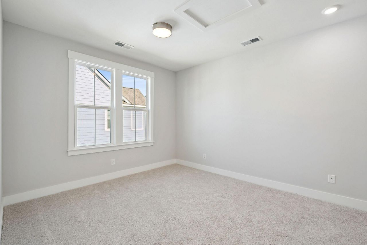 363 Trailmore Lane Photo 29