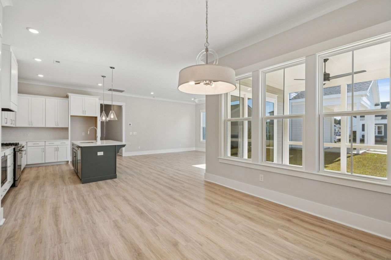 363 Trailmore Lane Photo 9