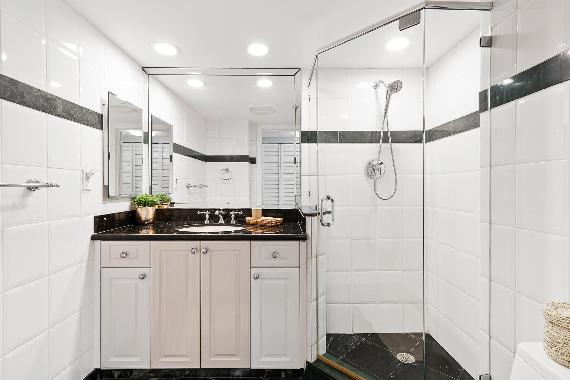 3009 S Ocean Boulevard, Unit P-04, Highland Beach, FL 33487 Photo