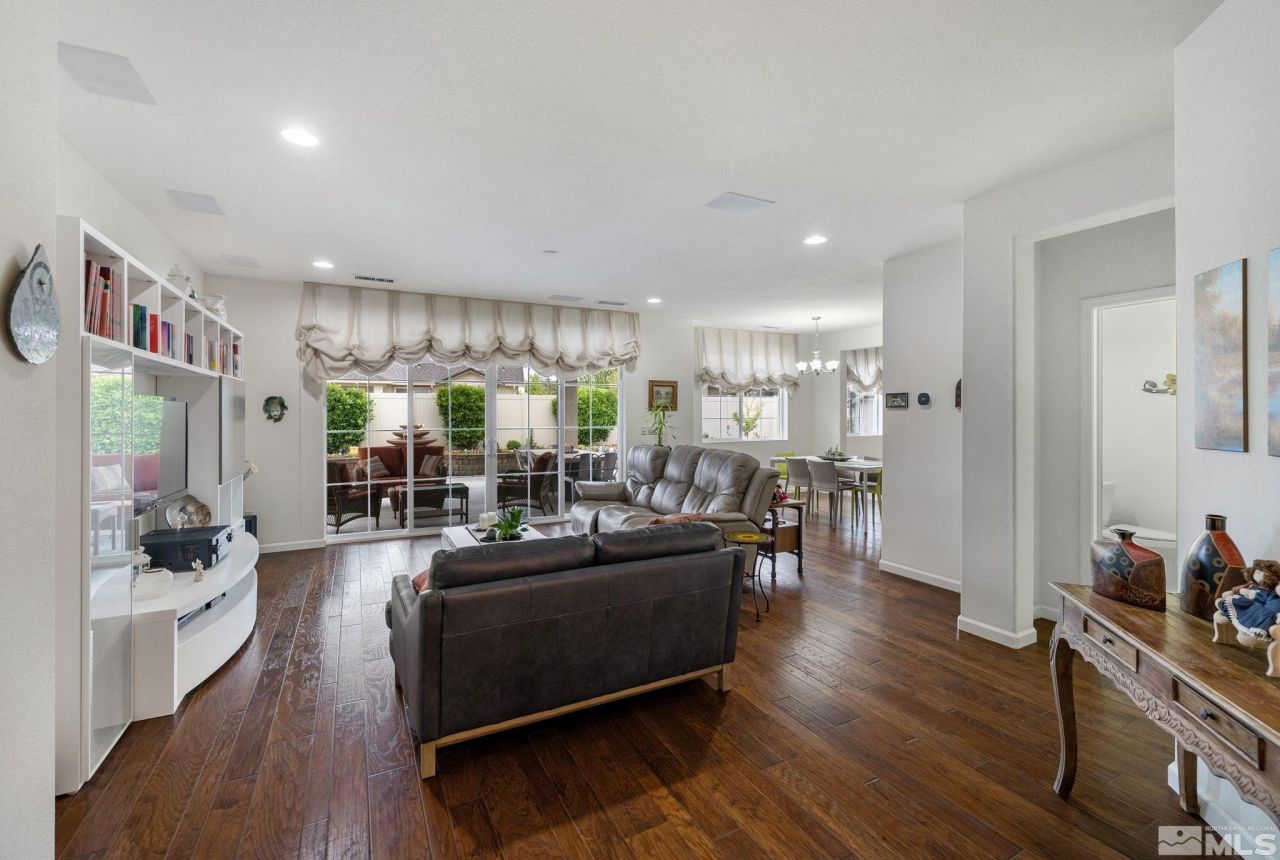 9625 Jessica Court, Reno, NV 89521 Photo