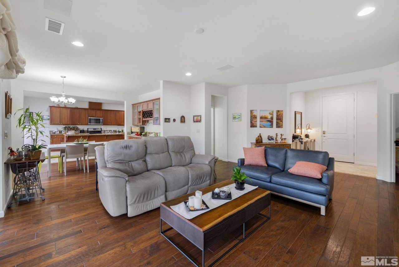 9625 Jessica Court, Reno, NV 89521 Photo