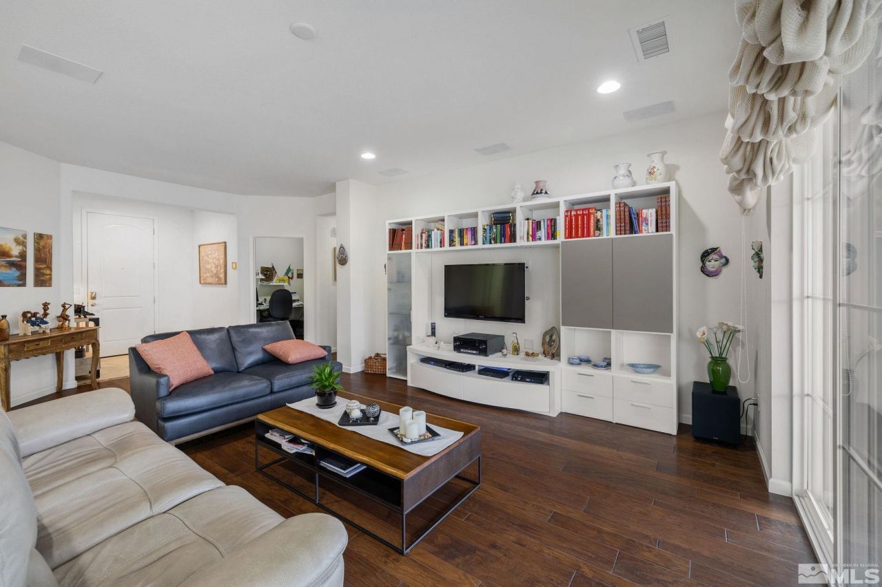 9625 Jessica Court, Reno, NV 89521 Photo