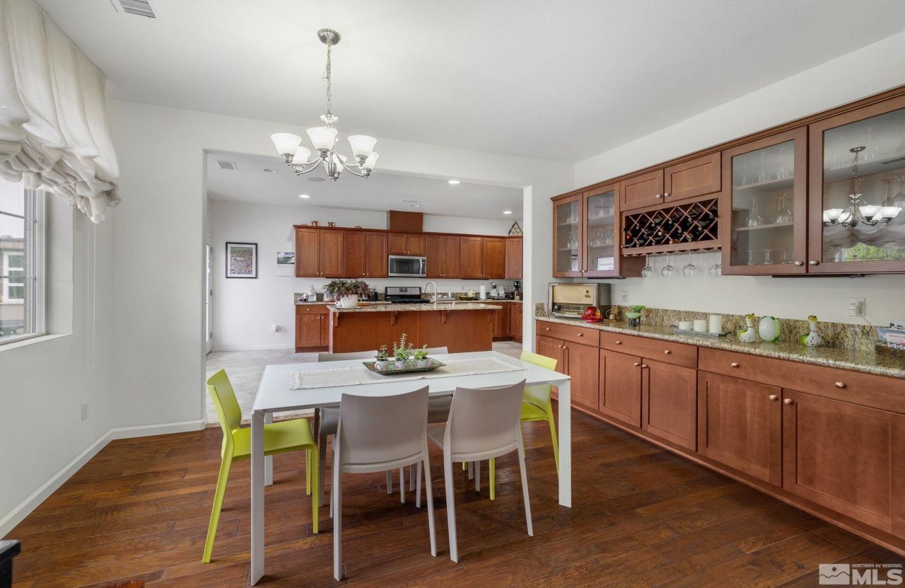 9625 Jessica Court, Reno, NV 89521 Photo