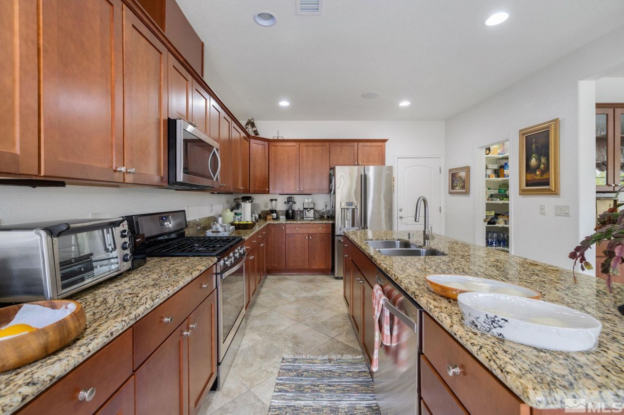 9625 Jessica Court, Reno, NV 89521 Photo