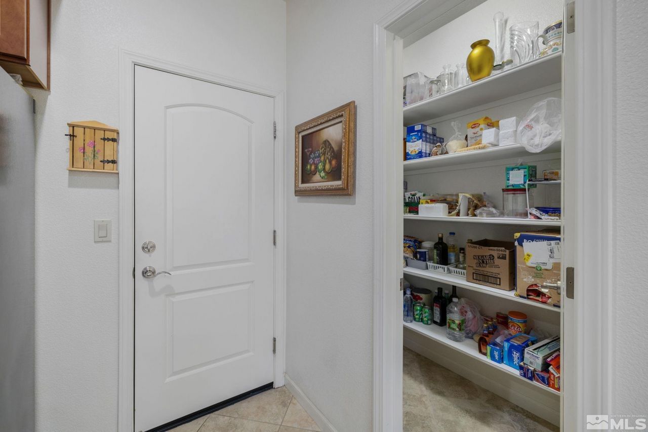 9625 Jessica Court, Reno, NV 89521 Photo