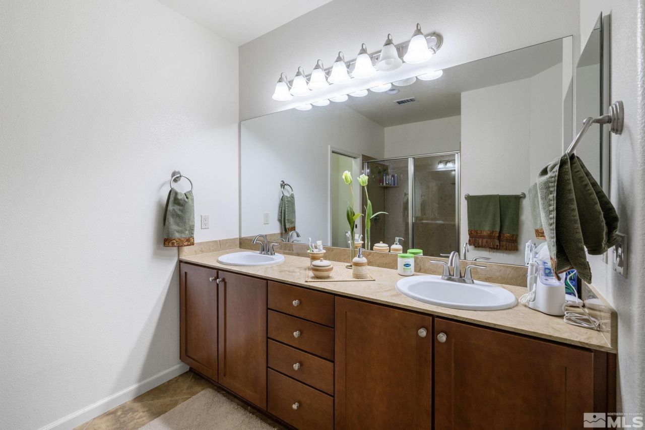 9625 Jessica Court, Reno, NV 89521 Photo