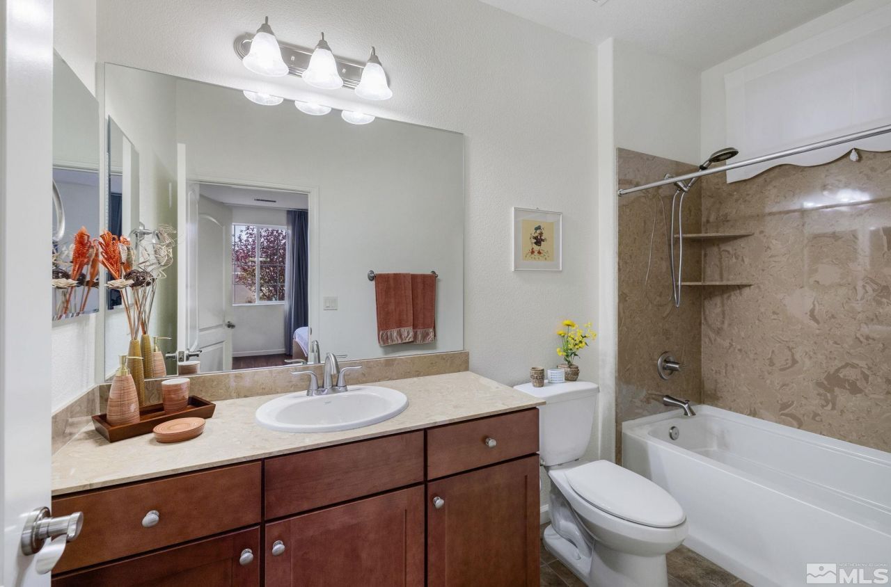 9625 Jessica Court, Reno, NV 89521 Photo