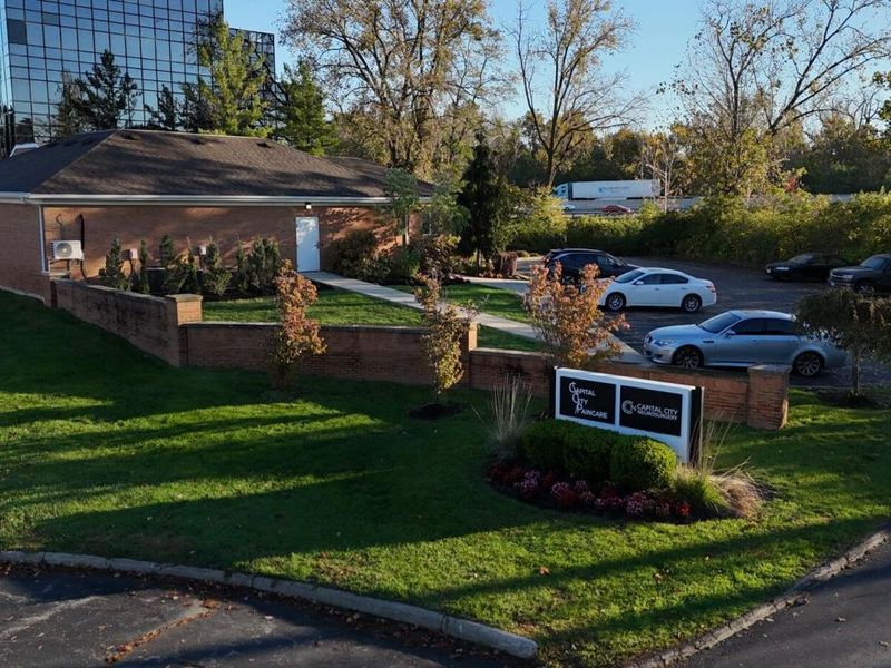 480 Colonial Parkway, Columbus, OH 43214 Photo 5