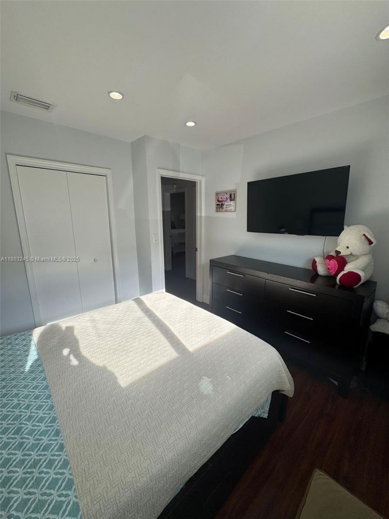 111 SW 24th Ave, Miami, FL 33135 Photo