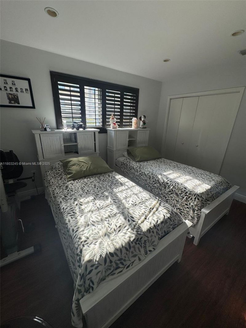 111 SW 24th Ave, Miami, FL 33135 Photo