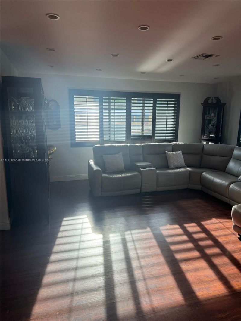 111 SW 24th Ave, Miami, FL 33135 Photo