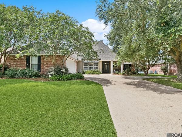 19025 Vignes Lake Ave, Baton Rouge, LA 70817