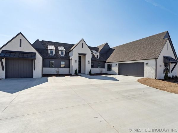 5502 E 174th Street S, Bixby, OK 74008