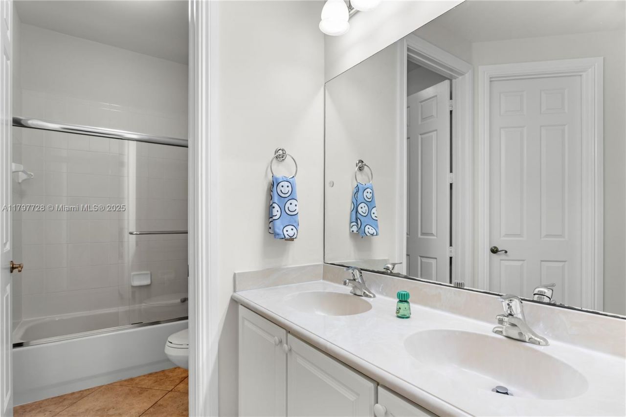 3837 E Coquina Way, Weston, FL 33332 Photo