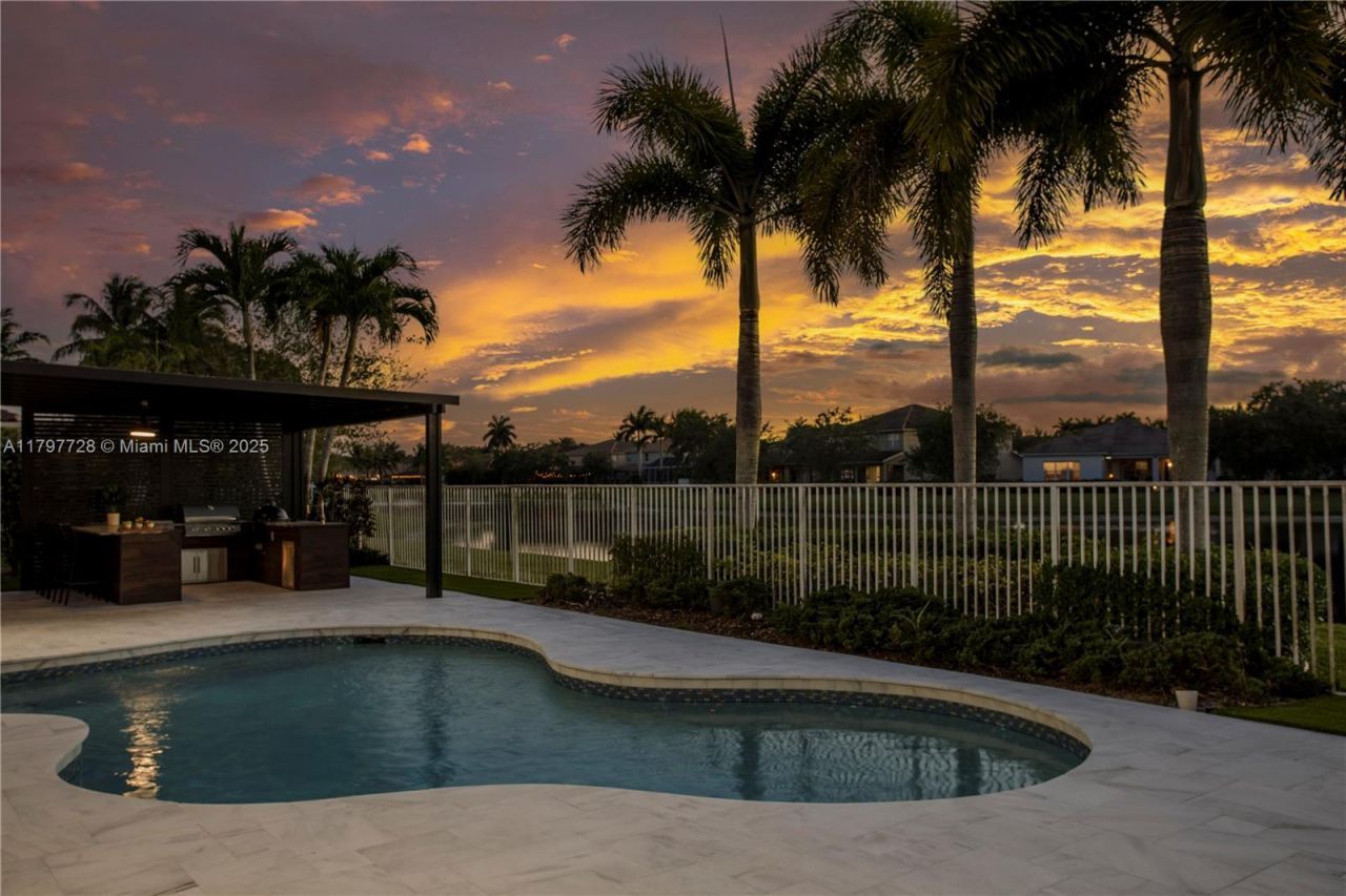 3837 E Coquina Way, Weston, FL 33332 Photo