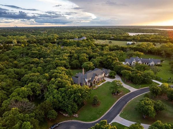 2933 Spring Crest Circle, Jones, OK 73049