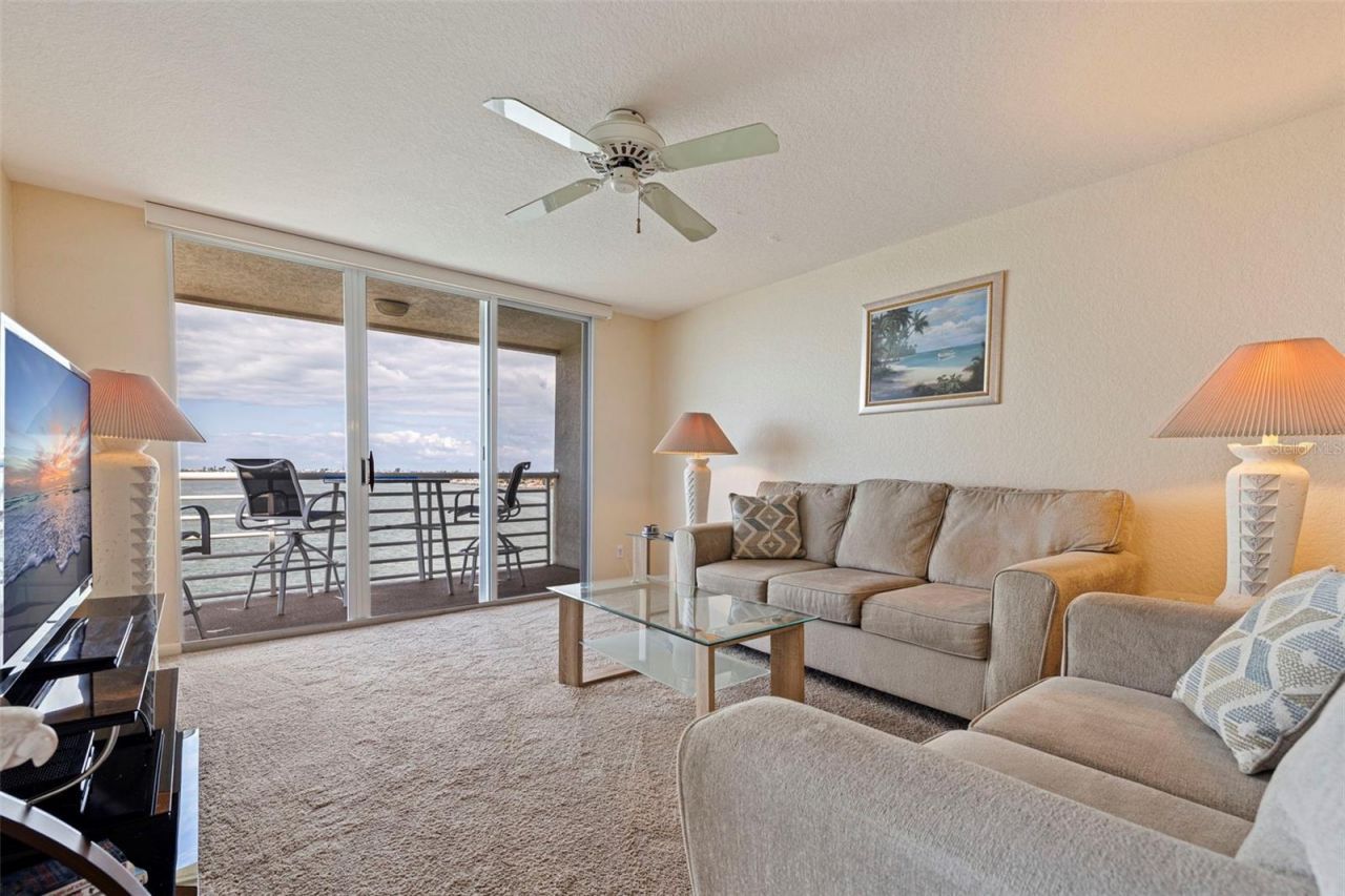 6105 Bahia Del Mar Circle, Unit 683, Saint Petersburg, FL 33715 Photo