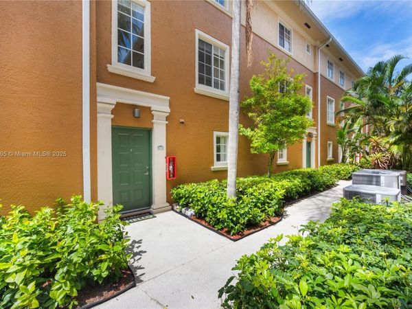 2845 NE 185th St, Unit 907, Aventura, FL 33180