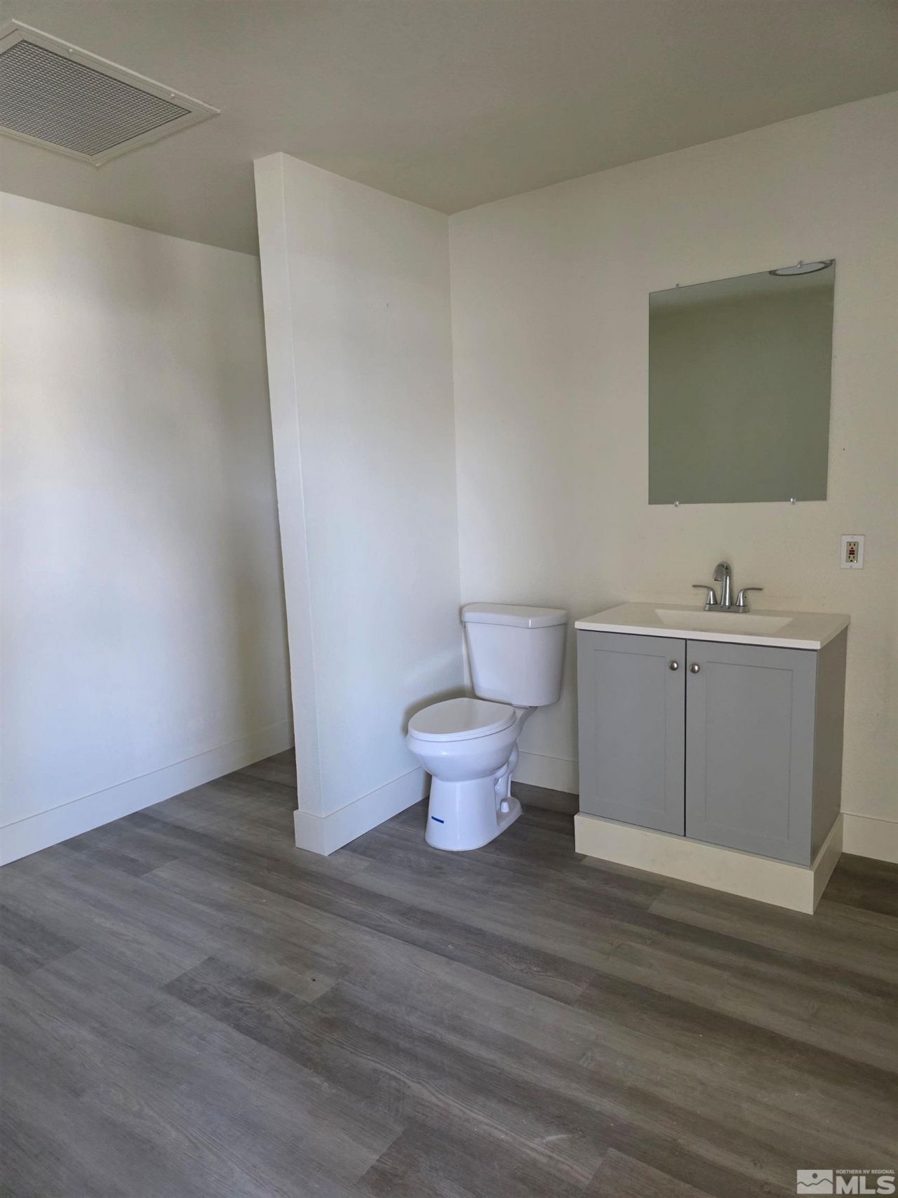 933 Woodside Drive, Carson City, NV 89701 Photo