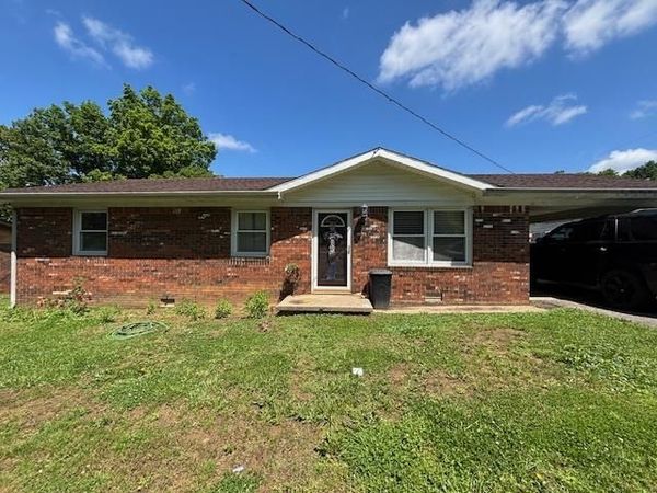 750 Weir Street, Greenville, KY 42345