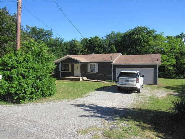 344 Castle Drive, Pottsboro, TX 75076