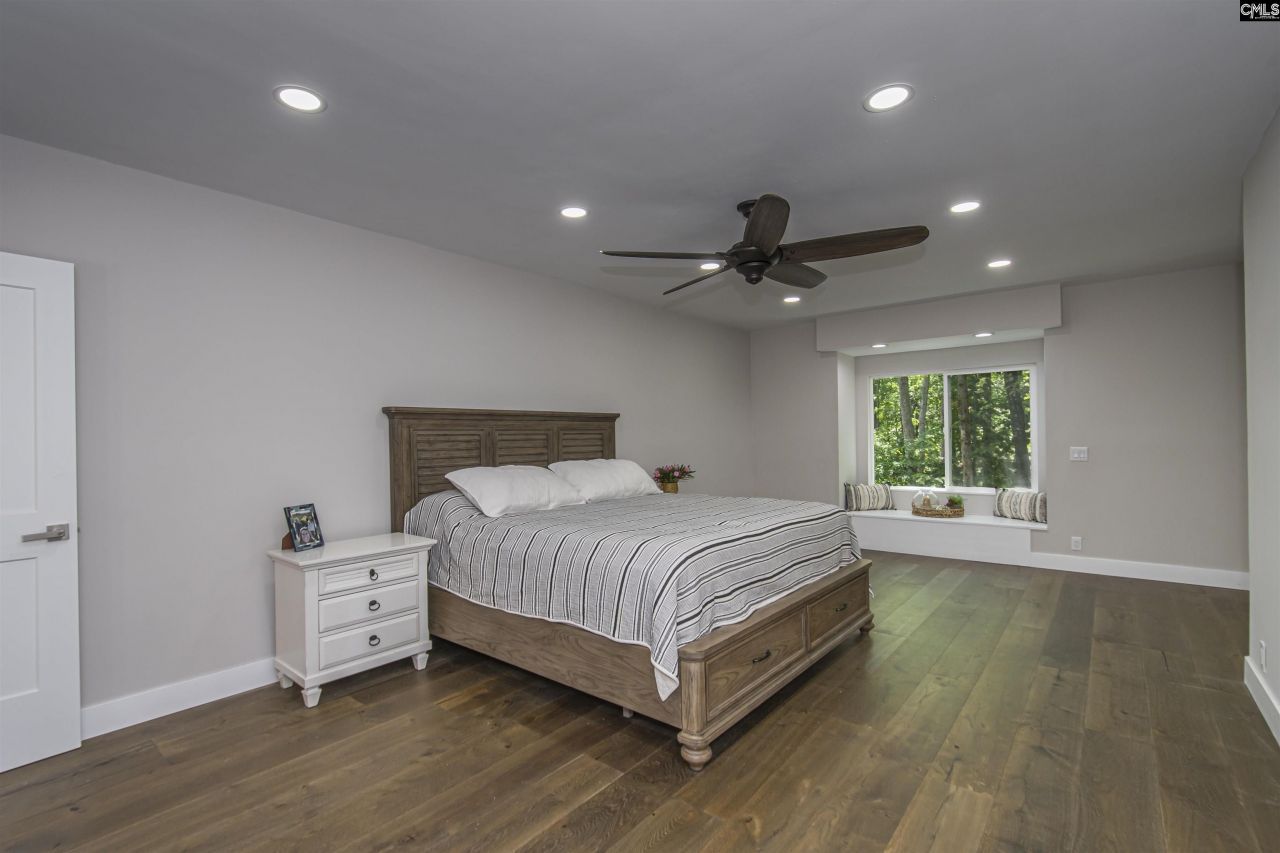 363 Langford Road Photo 13