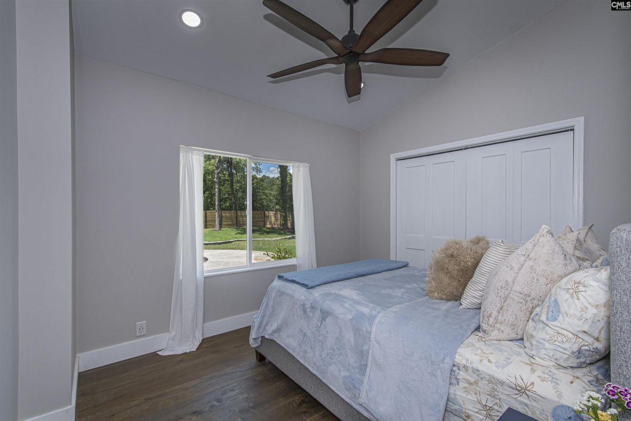 363 Langford Road Photo 18