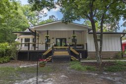 363 Langford Road photo 4