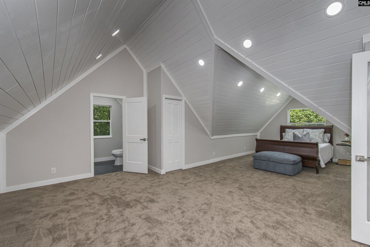 363 Langford Road Photo 23