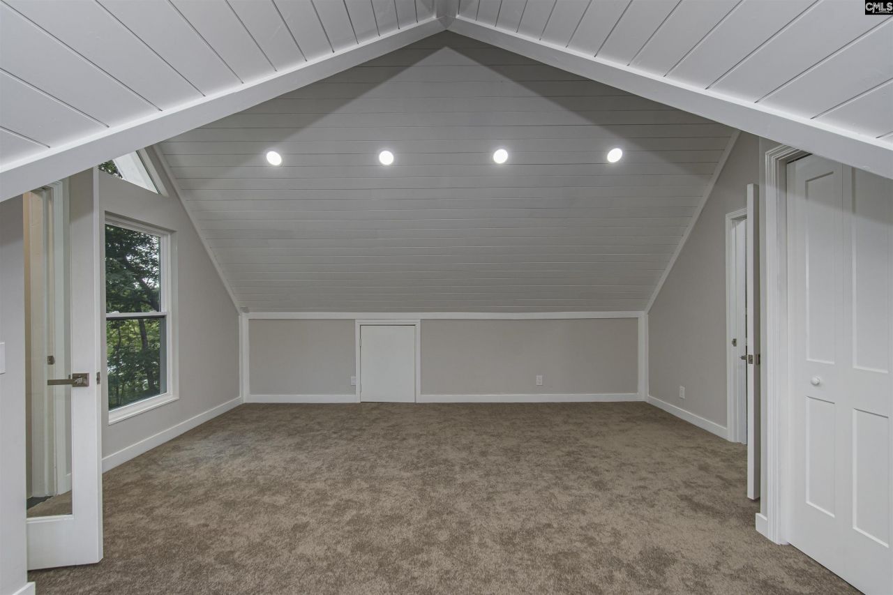 363 Langford Road Photo 25