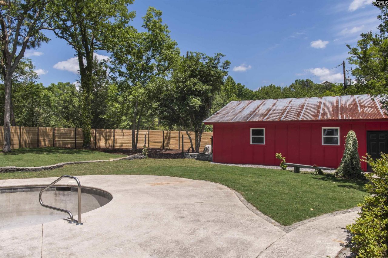 363 Langford Road Photo 38